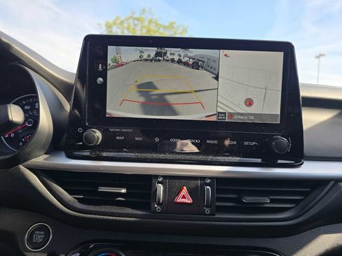 Used 2024 Kia Forte GT-Line w/ GT-Line Premium Package image 28