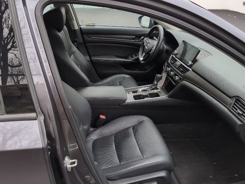 Used 2018 Honda Accord EX-L image 26