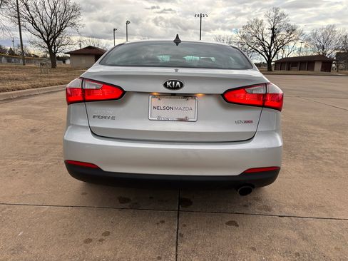 Used 2016 Kia Forte EX w/ EX Premium Package image 27