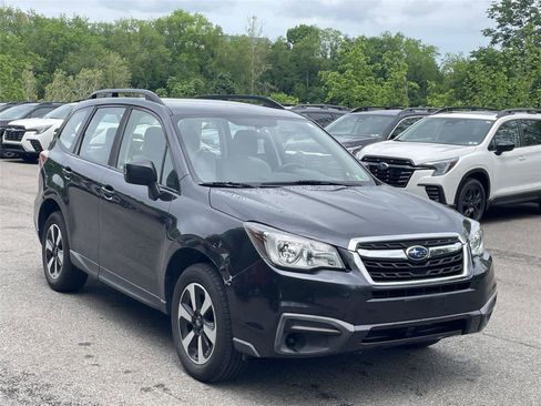 Used 2017 Subaru Forester 2.5i w/ Alloy Wheel Package AWD/4WD image 7