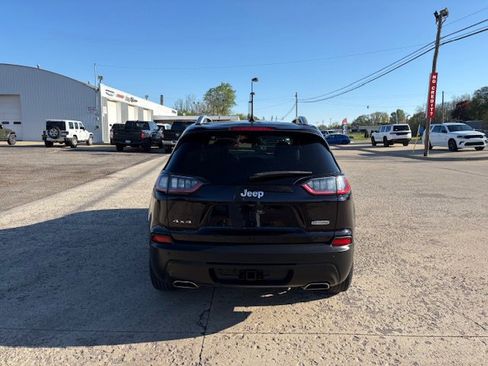 Used 2021 Jeep Cherokee Latitude Lux w/ Comfort/Convenience Group AWD/4WD image 5