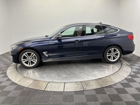 Used 2017 BMW 340i Gran Turismo xDrive image 16