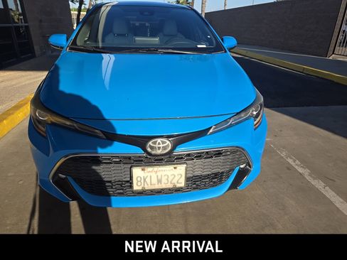 Used 2019 Toyota Corolla XSE image 2