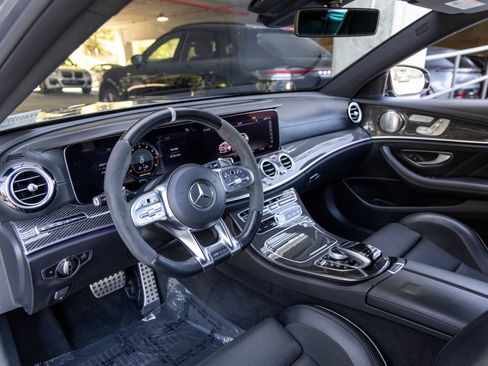 Used 2019 Mercedes-Benz E 63 AMG S image 4