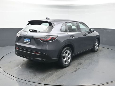 Used 2023 Honda HR-V LX image 6