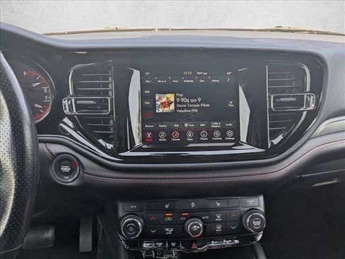 Used 2023 Dodge Durango GT RWD image 11