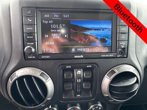 Used 2018 Jeep Wrangler Unlimited Sport S AWD/4WD image 6