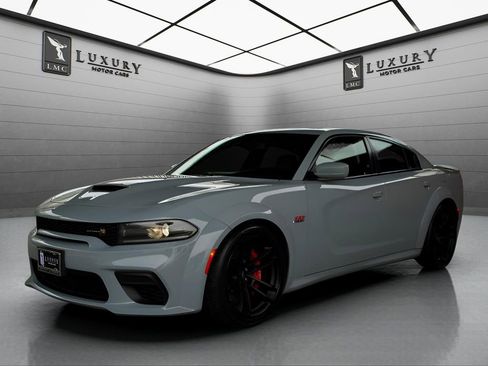 Used 2022 Dodge Charger Scat Pack image 7