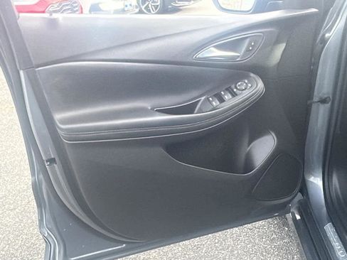 Used 2022 Buick Encore GX Preferred w/ Sport Touring Package image 18