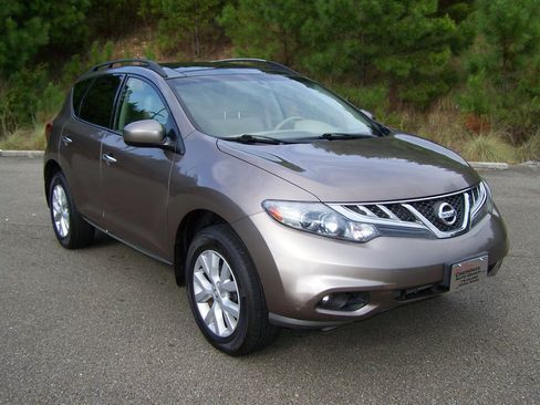 Used 2011 Nissan Murano SV AWD/4WD image 3