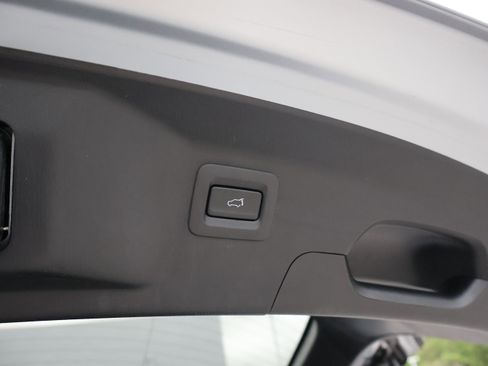 Certified 2023 MAZDA CX-9 Touring Plus AWD/4WD image 18