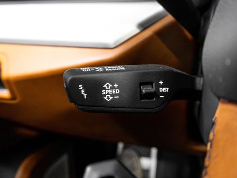 Used 2019 Lamborghini Urus image 67