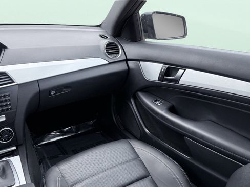 Used 2014 Mercedes-Benz C 250 Coupe image 35