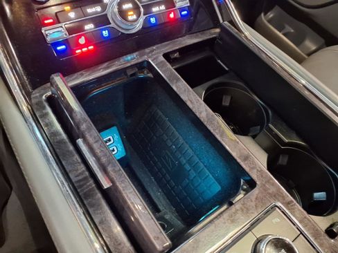 Used 2019 Lincoln Navigator L Reserve image 30