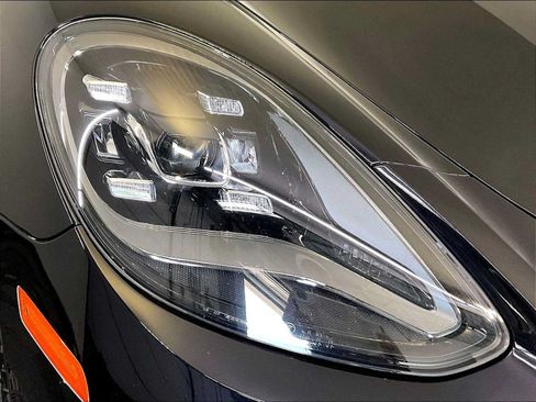 Certified 2023 Porsche Panamera 4 AWD/4WD image 12
