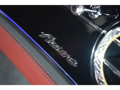 Certified 2023 Bentley Flying Spur Azure AWD/4WD image 27
