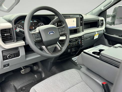 New 2025 Ford F350 XL w/ 360-Degree Camera Package RWD image 6