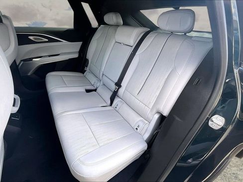 Certified 2025 Cadillac Lyriq Luxury image 22