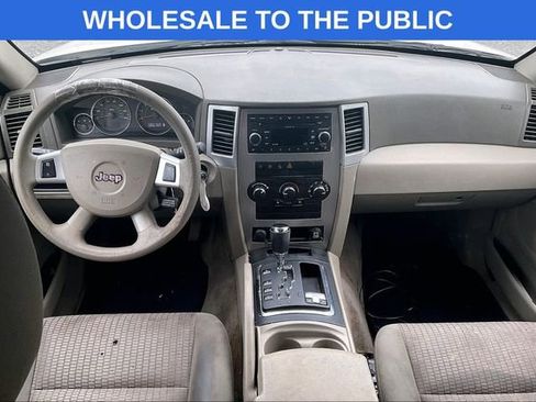 Used 2008 Jeep Grand Cherokee Laredo w/ Trailer Tow Group IV AWD/4WD image 7