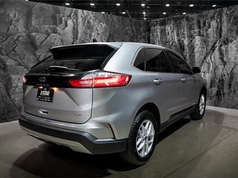 Used 2021 Ford Edge SEL image 22