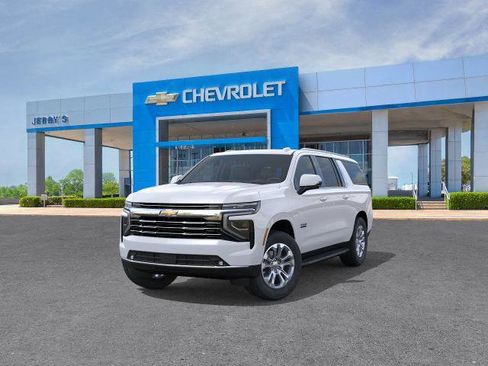 New 2026 Chevrolet Suburban LT w/ Comfort Package image 35