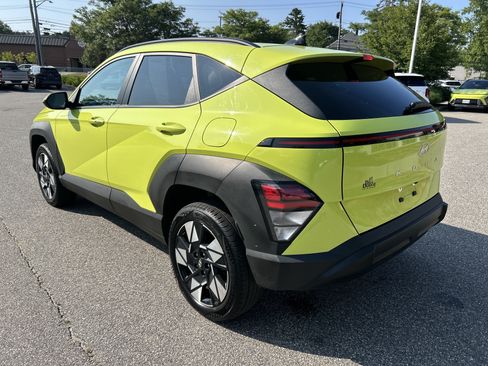 Certified 2025 Hyundai Kona SEL AWD/4WD image 7