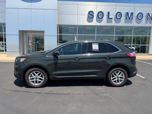 Certified 2024 Ford Edge SEL w/ Convenience Package AWD/4WD image 9