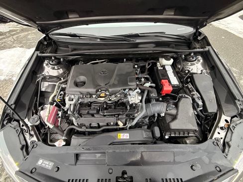 Used 2024 Toyota Camry XSE FWD image 18