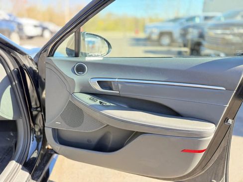 Used 2020 Hyundai Sonata Limited FWD image 28