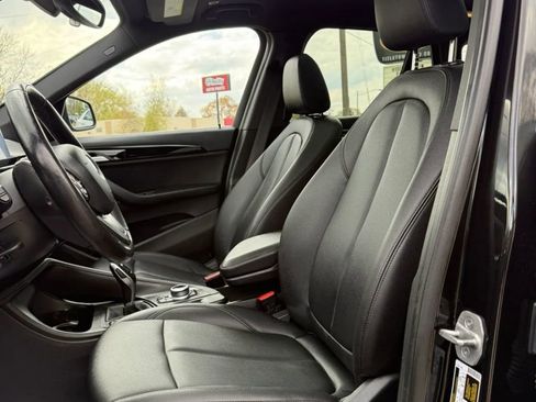 Used 2021 BMW X1 xDrive28i w/ Convenience Package AWD/4WD image 10