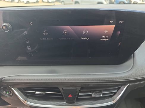 Certified 2024 Buick Encore GX Preferred w/ Comfort Package FWD image 25