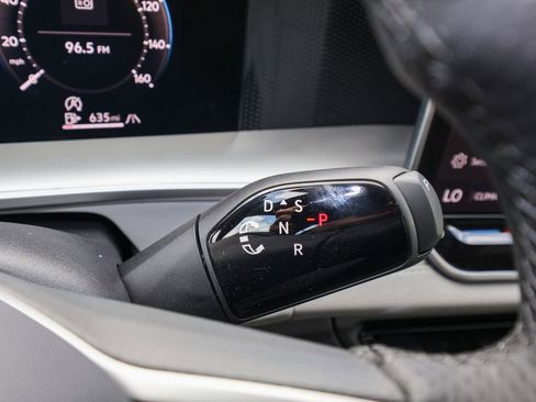 New 2026 Volkswagen Tiguan SE R-Line AWD/4WD image 26