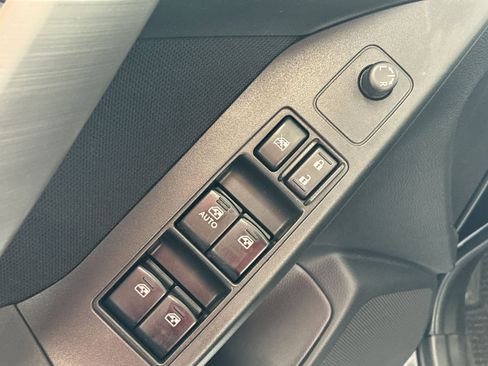 Used 2014 Subaru Forester 2.5i Premium image 15