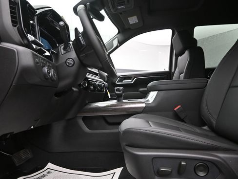 New 2026 Chevrolet Silverado 1500 LTZ image 14