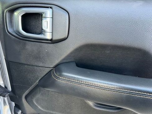 Certified 2021 Jeep Wrangler Unlimited Sahara image 22