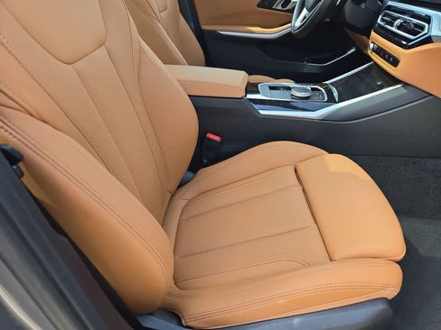 Used 2024 BMW 330i Sedan w/ Premium Package image 21