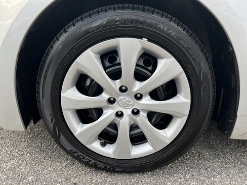 Certified 2022 Toyota Corolla LE image 21