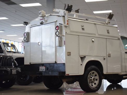 Used 2016 Chevrolet Silverado 3500 W/T RWD image 24