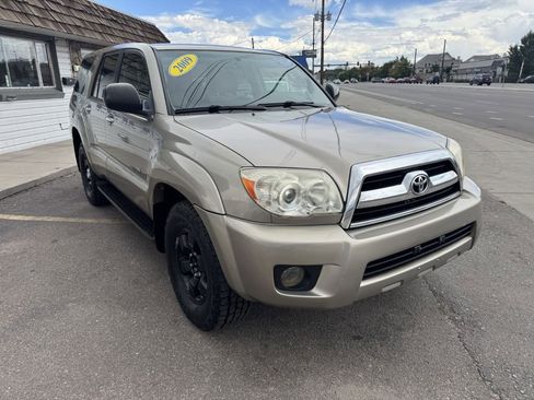 Used 2009 Toyota 4Runner SR5 image 9
