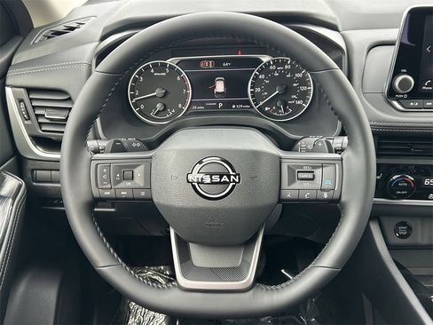 New 2026 Nissan Rogue SV image 26