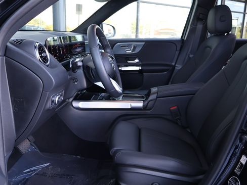 Certified 2026 Mercedes-Benz GLB 250 4MATIC image 10