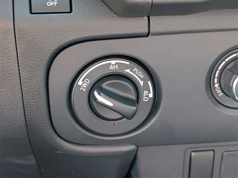 New 2026 Nissan Frontier S image 27