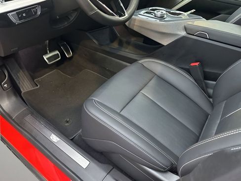 Certified 2025 Cadillac Optiq Sport 2 image 28