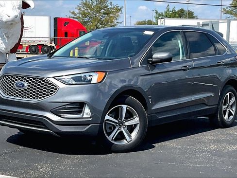 Used 2024 Ford Edge SEL w/ Convenience Package AWD/4WD image 8