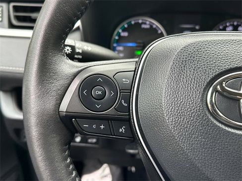 Certified 2022 Toyota RAV4 XLE w/ Convenience Package image 30