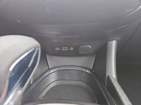 Used 2024 Chevrolet Malibu LT image 23