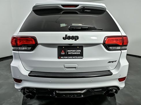Used 2019 Jeep Grand Cherokee SRT w/ Trailer Tow Group IV AWD/4WD image 8