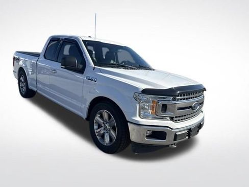 Used 2018 Ford F150 XLT w/ Equipment Group 302A Luxury AWD/4WD image 8