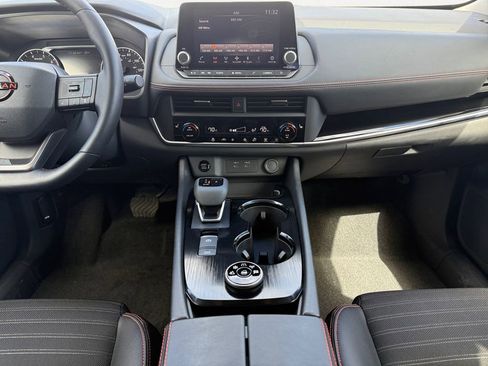Used 2025 Nissan Rogue SV w/ Rock Creek Premium Package AWD/4WD image 8
