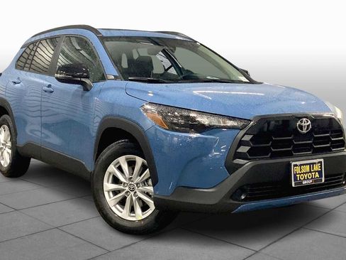 New 2026 Toyota Corolla Cross LE image 2